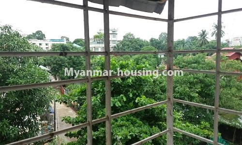 မြန်မာအိမ်ခြံမြေ - ငှားရန် property - No.4018 - အာရှတော်ဝင်အနီး ပရိဘောဂအပြည့်အစုံ အခန်းသန့်သန့်နေချင်သူများအတွက် အခန်းတစ်ခန်း ငှားရန်ရှိသည်။