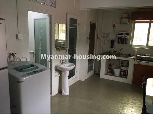 缅甸房地产 - 出租物件 - No.4023 - Clean room for rent in Tarmwe! - View of the kitchen room.