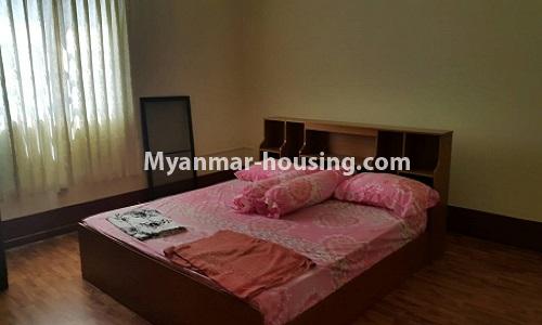 缅甸房地产 - 出租物件 - No.4026 - Large and clean room for rent in Yae Kyaw, Pazundaung! - View of the bed room.