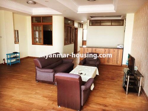 缅甸房地产 - 出租物件 - No.4033 - High Floor Condo Room for rent in Bo Myat Htun Road. - living room