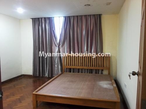 မြန်မာအိမ်ခြံမြေ - ငှားရန် property - No.4038 - ပုလဲကွန်ဒိုတွင် ရှုခင်းကောင်းသော အခန်းတစ်ခန်းငှါးရန်ရှိသည်။single bedroom