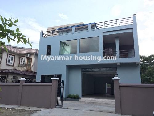 မြန်မာအိမ်ခြံမြေ - ငှားရန် property - No.4058 - မြောက်ဒဂုံတွင် တိုက်သစ်နှစ်ထပ်ခွဲတစ်လုံး ငှားရန်ရှိသည်။house and compound view