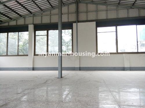 မြန်မာအိမ်ခြံမြေ - ငှားရန် property - No.4069 - အလုံမြို့နယ်တွင် လုံးချင်းကောင်းကောင်းငှားရန်ရှိသည်။