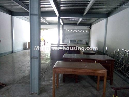 မြန်မာအိမ်ခြံမြေ - ငှားရန် property - No.4069 - အလုံမြို့နယ်တွင် လုံးချင်းကောင်းကောင်းငှားရန်ရှိသည်။