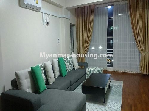 မြန်မာအိမ်ခြံမြေ - ငှားရန် property - No.4078 - ၈ မိုင်လမ်းဆုံးနားတွင် ကွန်ဒိုအသစ်ခန်းတစ်ခန်း ငှါးရန်ရှိသည်။living room