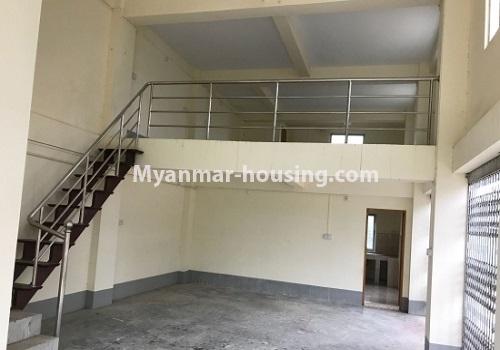 Myanmar real estate - for rent property - No.4080 - Ground floor for rent near Pauk Taw Wah. - View of the room