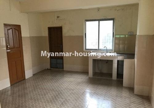 Myanmar real estate - for rent property - No.4080 - Ground floor for rent near Pauk Taw Wah. - View of the Kitchen room