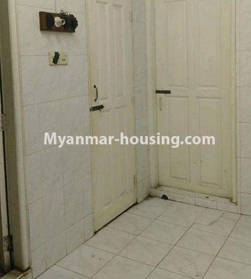 Myanmar real estate - for rent property - No.4083 - An apartment for rent in Lathar Township - View of the bathroom