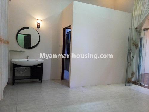 缅甸房地产 - 出租物件 - No.4090 - Three storey landed house for rent in Bahan Township. - view of dinning room