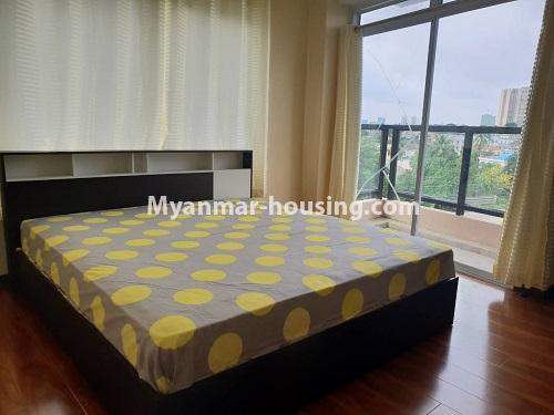 မြန်မာအိမ်ခြံမြေ - ငှားရန် property - No.4093 - အောင်ချမ်းသာကွန်ဒိုတွင် View ကောင်းသည့် အခန်းတစ်ခန်းငှားရန်ရှိသည်။master bedroom