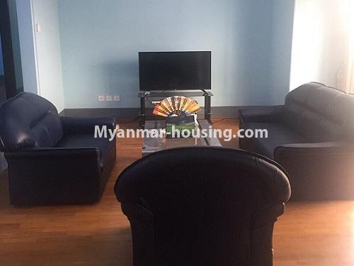 မြန်မာအိမ်ခြံမြေ - ငှားရန် property - No.4094 - ဗဟန်းတွင် ကွန်ဒိုအခန်းကောင်းတစ်ခန်းငှားရန်ရှိသည်။