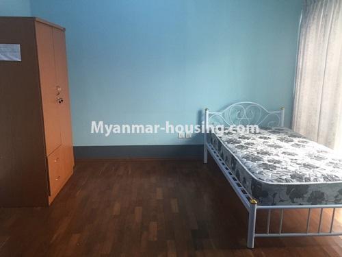 မြန်မာအိမ်ခြံမြေ - ငှားရန် property - No.4094 - ဗဟန်းတွင် ကွန်ဒိုအခန်းကောင်းတစ်ခန်းငှားရန်ရှိသည်။