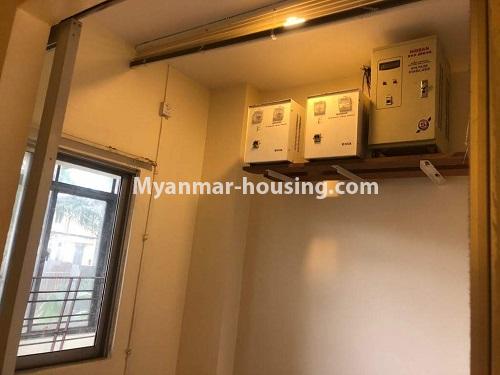 မြန်မာအိမ်ခြံမြေ - ငှားရန် property - No.4103 - စီးပွားရေးလုပ်ချင်သူများအတွက် ရွေှဂုံတိုင်လမ်းမပေါ်တွင် မြေညီတစ်ခန်းငှားရန်ရှိသည်။stabilizers