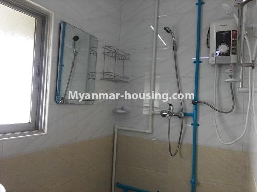 မြန်မာအိမ်ခြံမြေ - ငှားရန် property - No.4109 - အလုံတွင် ကွန်ဒိုခန်းငှါးရန်ရှိသည်။bathroom
