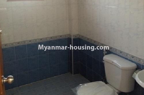 Myanmar real estate - for rent property - No.4115 - Landed house near Chawdwingone! - bathroom