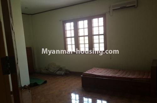 Myanmar real estate - for rent property - No.4115 - Landed house near Chawdwingone! - master bedroom
