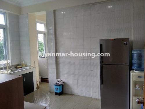 မြန်မာအိမ်ခြံမြေ - ငှားရန် property - No.4132 - ရွေှပြည်အေးရိပ်မွန်ကွန်ဒို တွင် အခန်းကျဉ်း ကောင်းကောင်းတစ်ခန်းပါသည်။k