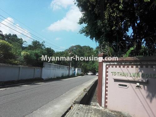 Myanmar real estate - for rent property - No.4134 - Available Landed house for shop or restaurant in Bahan! - road view