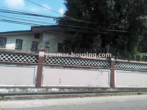 Myanmar real estate - for rent property - No.4134 - Available Landed house for shop or restaurant in Bahan! - road view