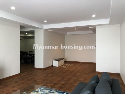 ミャンマー不動産 - 賃貸物件 - No.4142 - Nice condo room for rent in Khaymar Residence, Sanchaung! - living room