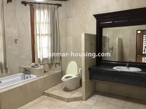 缅甸房地产 - 出租物件 - No.4144 - Nice Villa for rent in 7 Mile! - bathroom