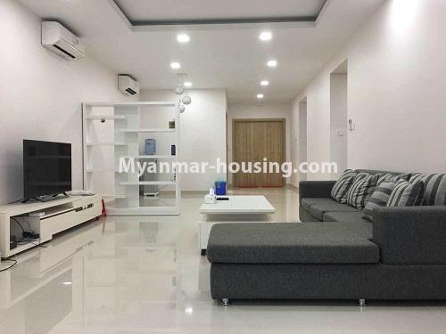 缅甸房地产 - 出租物件 - No.4150 - Hill Top Vista Condo room for rent in Ahlone! - ူူliving room