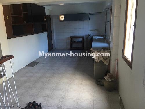 မြန်မာအိမ်ခြံမြေ - ငှားရန် property - No.4153 - မရမ်းကုန်းတွင် လုံးချင်းအိမ် ငှားရန်ရှိသည်။kitchen
