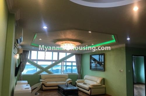 မြန်မာအိမ်ခြံမြေ - ငှားရန် property - No.4161 - Sinmalite Business Tower တွင် အဆင့်မြင့်ပြင်ဆင်ပြီး အခန်းတစ်ခန်း ငှားရန်ရှိသည်။ - living room view