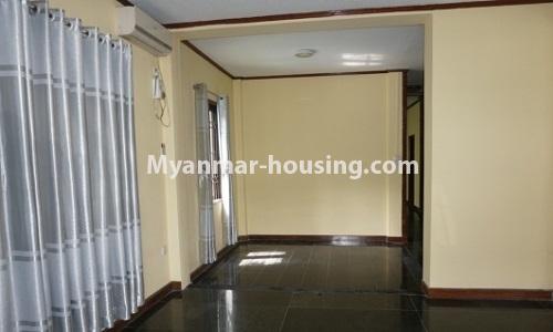 မြန်မာအိမ်ခြံမြေ - ငှားရန် property - No.4171 - ရန်ကင်းတွင် လုံးချင်းငှားရန်ရှိသည်။ - living room view