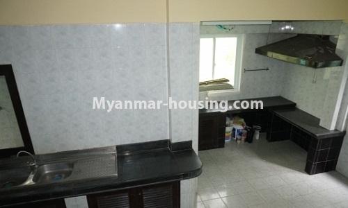 မြန်မာအိမ်ခြံမြေ - ငှားရန် property - No.4171 - ရန်ကင်းတွင် လုံးချင်းငှားရန်ရှိသည်။kitchen view