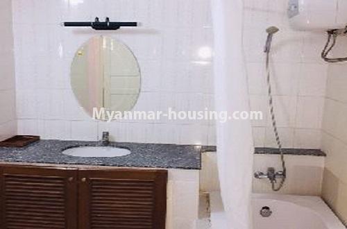 Myanmar real estate - for rent property - No.4175 - Kandawgyi Towner condo room for rent in Tarmway! - bathroom view