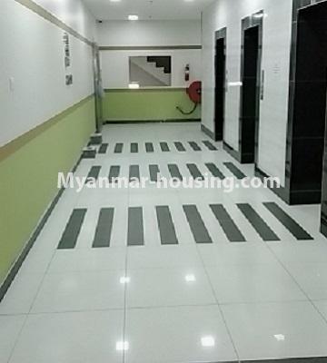 缅甸房地产 - 出租物件 - No.4176 - Office option for rent in Downtown area! - inside view