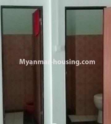 မြန်မာအိမ်ခြံမြေ - ငှားရန် property - No.4176 - မြို့ထဲတွင် ရုံးခန်းအတွက် အခန်းငှားရန်ရှိသည်။bathroom and toilet