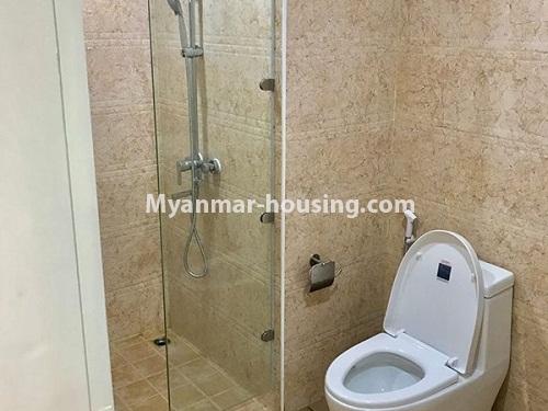 မြန်မာအိမ်ခြံမြေ - ငှားရန် property - No.4186 - မင်္ဂလာဒုံတွင် အဆင့်မြင့် ကွန်ဒိုတိုက်ခနး်ငှားရန်ရှိသည်။bathroom view