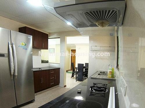 ミャンマー不動産 - 賃貸物件 - No.4192 - Pyay Garden condo room for rent in Sanchaung! - kitchen