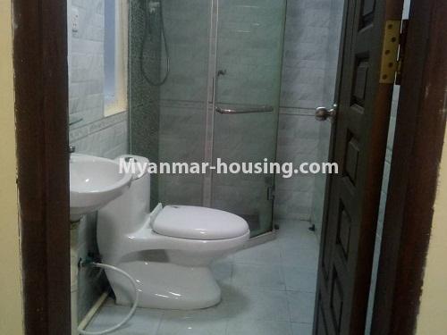 缅甸房地产 - 出租物件 - No.4195 - New condo room for rent in Botahtaung! - bathroom 