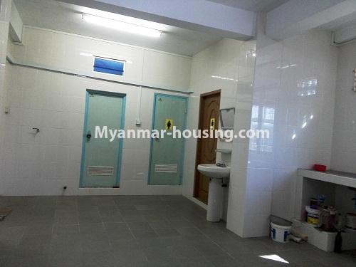ミャンマー不動産 - 賃貸物件 - No.4197 - New condo room for rent in Botahtaung! - kitchen
