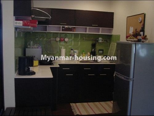 Myanmar real estate - for rent property - No.4199 - Serviced room for rent near Myanmar Plaza! - kitchen