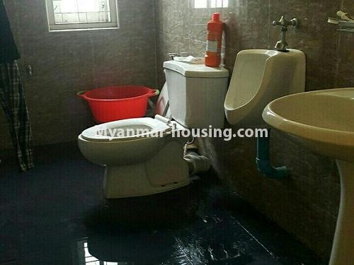 缅甸房地产 - 出租物件 - No.4200 - Landed house for rent in Kamaryut. - Toilet