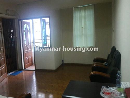 缅甸房地产 - 出租物件 - No.4203 - Landed house for rent in Insein! - living room