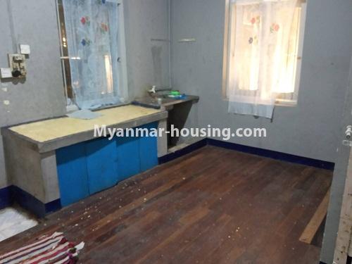 ミャンマー不動産 - 賃貸物件 - No.4203 - Landed house for rent in Insein! - kitchen 