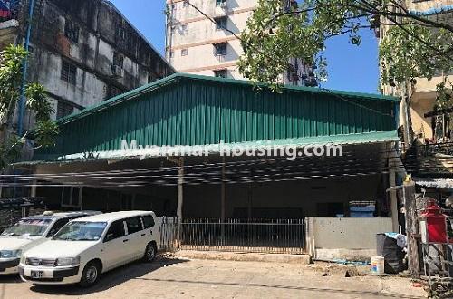 Myanmar real estate - for rent property - No.4204 - Shop for rent in Tarmway! - shop view