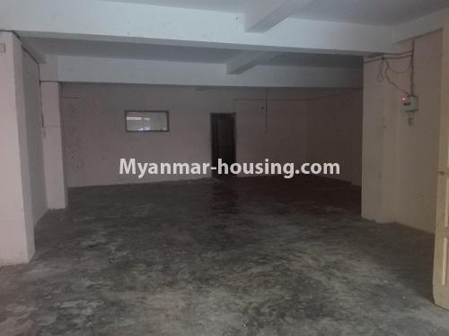 缅甸房地产 - 出租物件 - No.4209 - Ground floor for shop in Lanmadaw! - hall