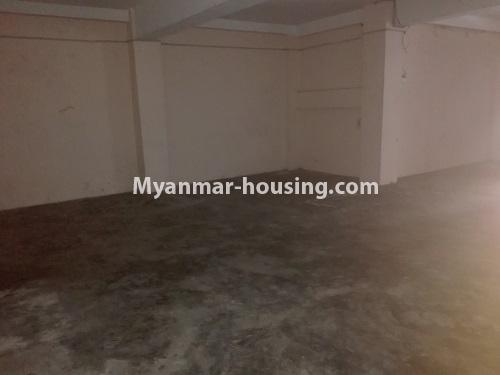 ミャンマー不動産 - 賃貸物件 - No.4209 - Ground floor for shop in Lanmadaw! - hall