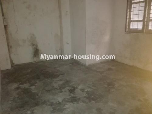 ミャンマー不動産 - 賃貸物件 - No.4209 - Ground floor for shop in Lanmadaw! - hall