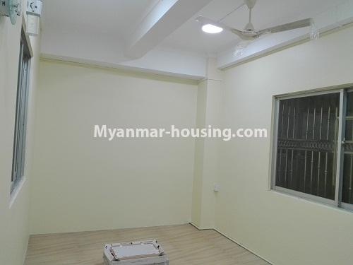 မြန်မာအိမ်ခြံမြေ - ငှားရန် property - No.4216 - မြို့ထဲတွင် ကွန်ဒိုခန်းကျယ် ငှားရန်ရှိသည်။three bedroom