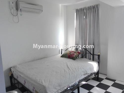 မြန်မာအိမ်ခြံမြေ - ငှားရန် property - No.4219 - လှိုင်မြို့နယ်တွင် ကွန်ဒိုသစ် အပေါ်ဆုံးထပ် ငှားရန် ရှိသည်။master bedroom view