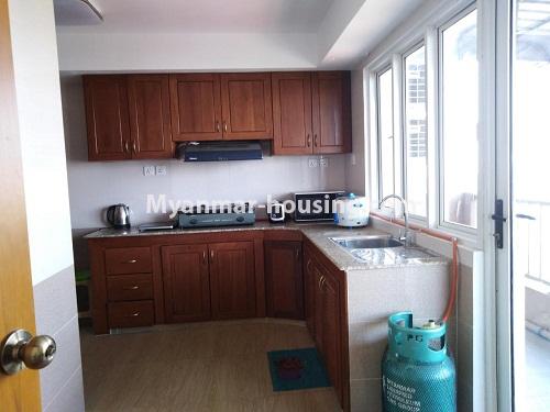 缅甸房地产 - 出租物件 - No.4227 - Nice condo room for rent in Ahlone! - kitchen view