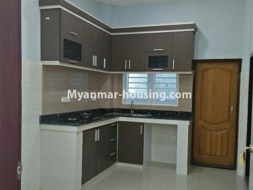 ミャンマー不動産 - 賃貸物件 - No.4236 - Landed House for rent in Thuwana, Thin Gan Gyun Township. - kitchen view