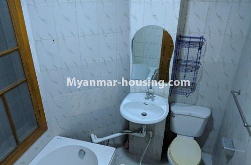 缅甸房地产 - 出租物件 - No.4239 - E condo room for rent in Dagon! - compound bathroom